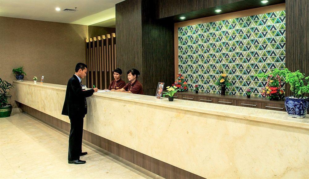 Horison Hotel Pematang Siantar Eksteriør billede